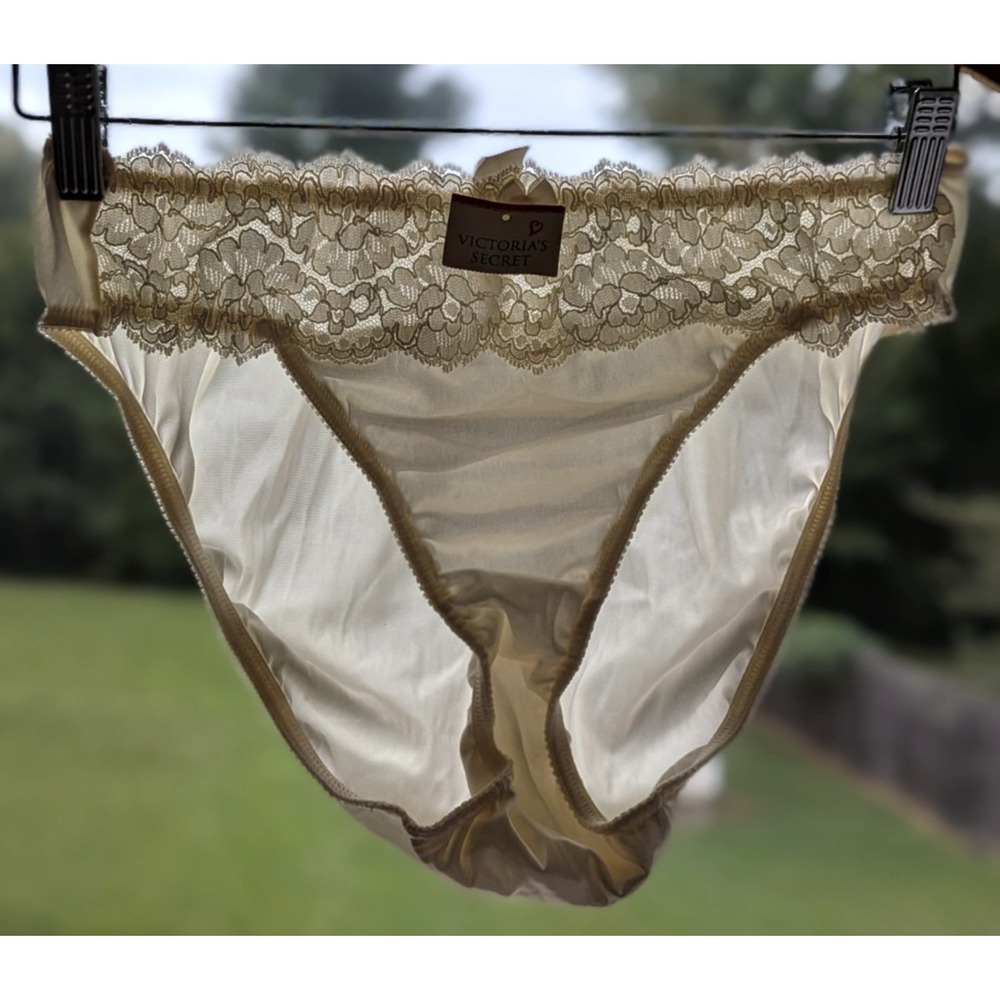 BRIDAL!💋VTG Victorias Secret Second Skin 90s L Ivory Nylon Satin High-Cut Panty
